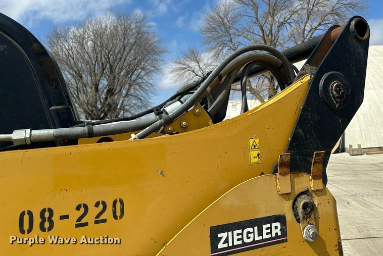 image for item KU9927 2008 Caterpillar 262C  skid steer loader