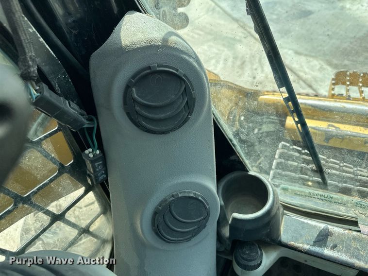 image for item KU9927 2008 Caterpillar 262C  skid steer loader