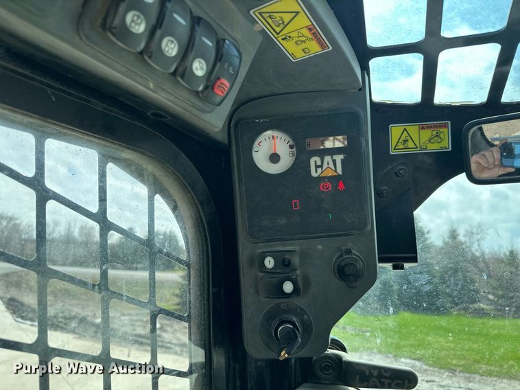 image for item KU9927 2008 Caterpillar 262C  skid steer loader