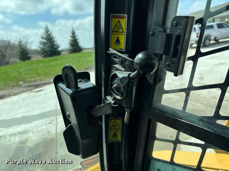 image for item KU9927 2008 Caterpillar 262C  skid steer loader