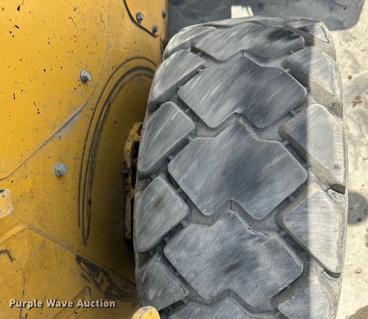 image for item KU9927 2008 Caterpillar 262C  skid steer loader