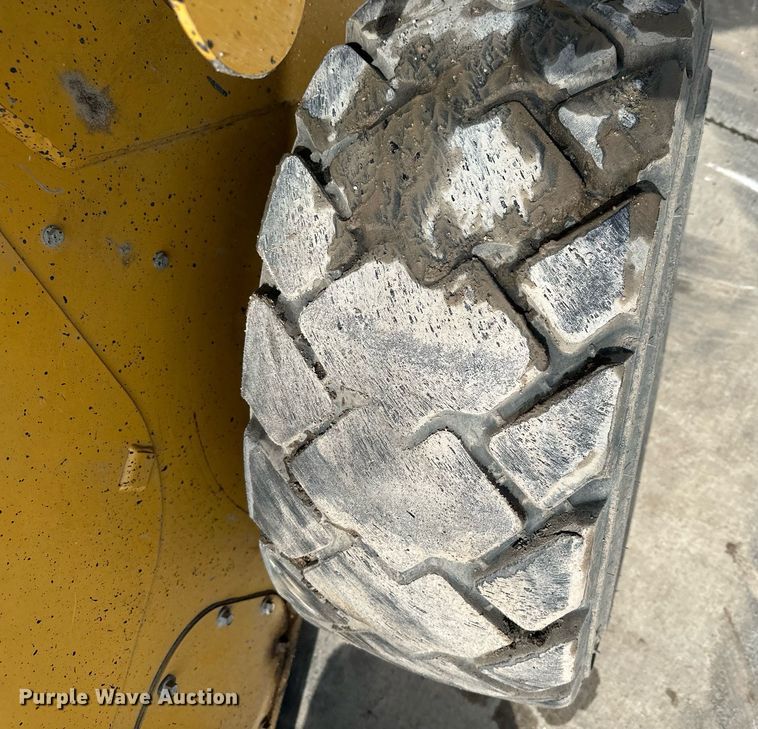 image for item KU9927 2008 Caterpillar 262C  skid steer loader