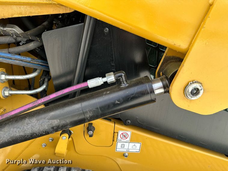 image for item KU9928 2022 Caterpillar 259D3  tracked skid steer loader