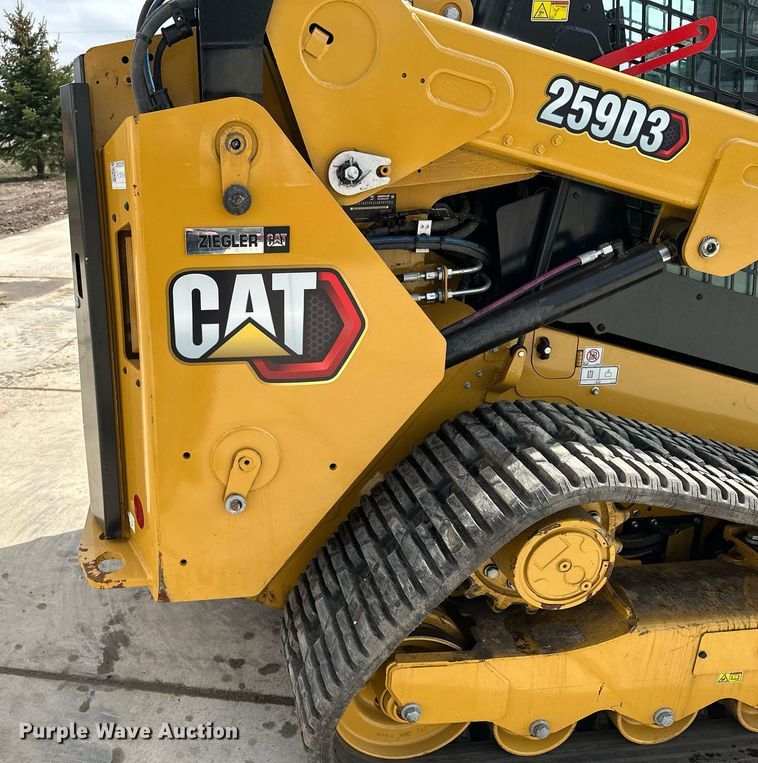 image for item KU9928 2022 Caterpillar 259D3  tracked skid steer loader