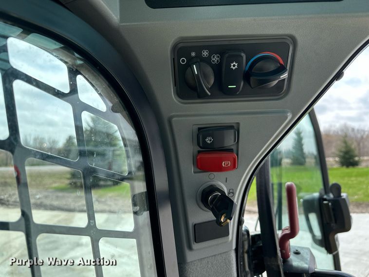 image for item KU9928 2022 Caterpillar 259D3  tracked skid steer loader