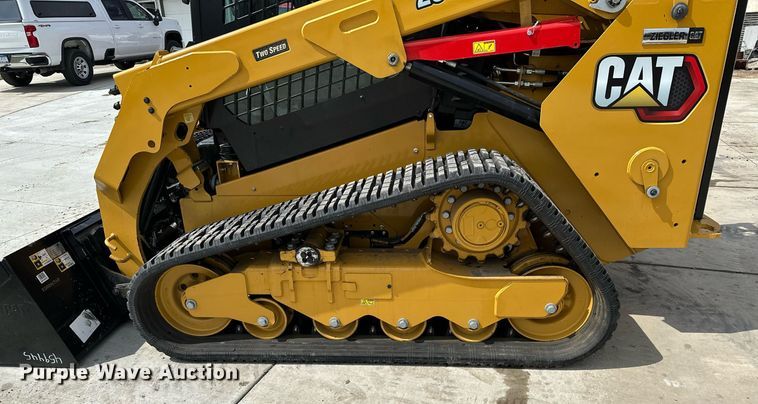 image for item KU9928 2022 Caterpillar 259D3  tracked skid steer loader