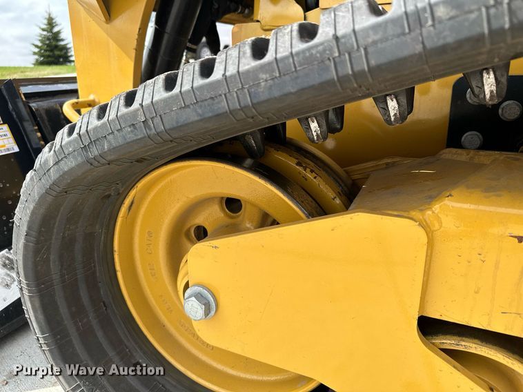 image for item KU9928 2022 Caterpillar 259D3  tracked skid steer loader