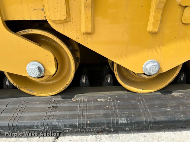 image for item KU9928 2022 Caterpillar 259D3  tracked skid steer loader