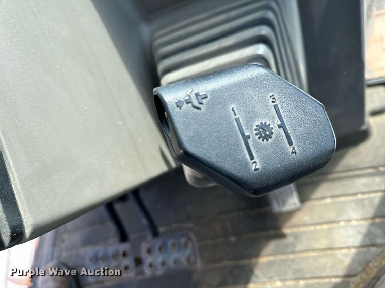 image for item KU9929 2006 Case 570MXT Turbo  landscape tractor