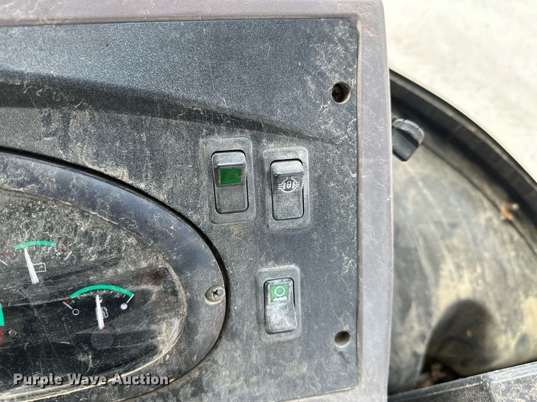 image for item KU9929 2006 Case 570MXT Turbo  landscape tractor