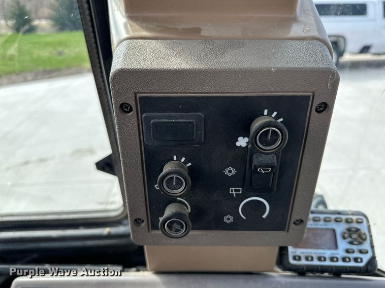 image for item KU9929 2006 Case 570MXT Turbo  landscape tractor