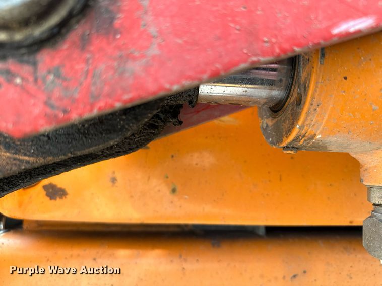 image for item KU9929 2006 Case 570MXT Turbo  landscape tractor