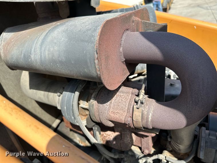 image for item KU9929 2006 Case 570MXT Turbo  landscape tractor