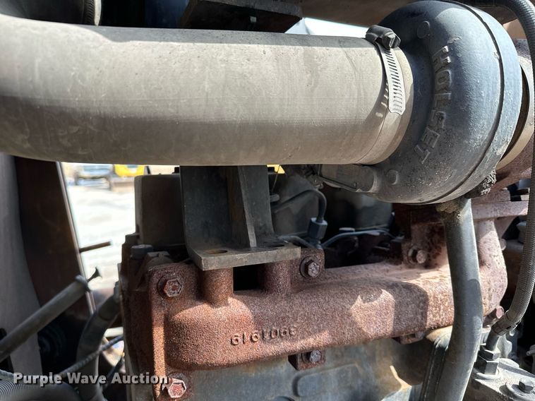 image for item KU9929 2006 Case 570MXT Turbo  landscape tractor