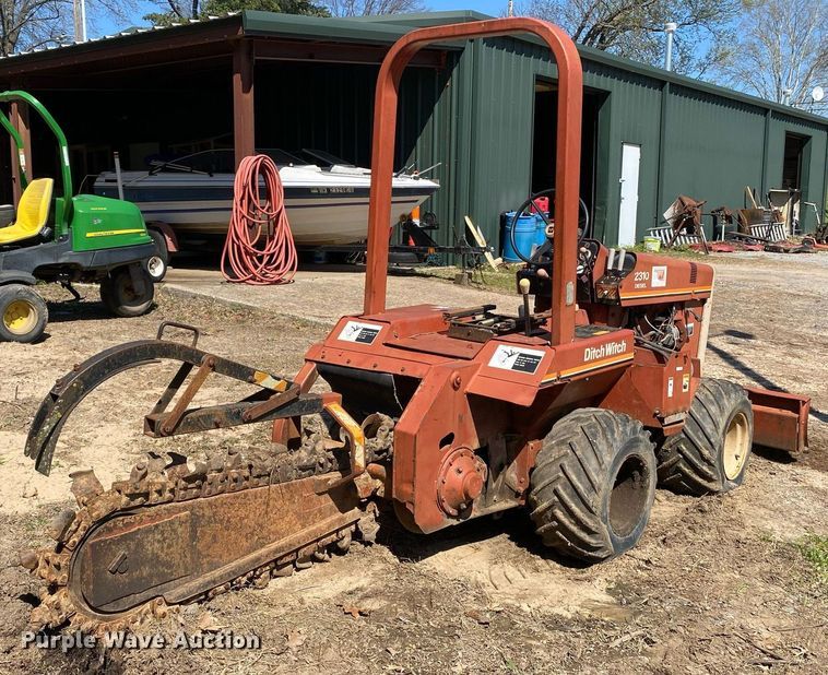 image for item KV9566 1989 Ditch Witch 2310  trencher