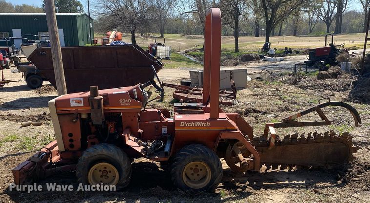 image for item KV9566 1989 Ditch Witch 2310  trencher