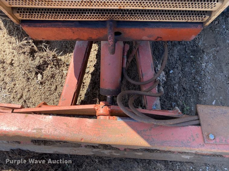 image for item KV9566 1989 Ditch Witch 2310  trencher