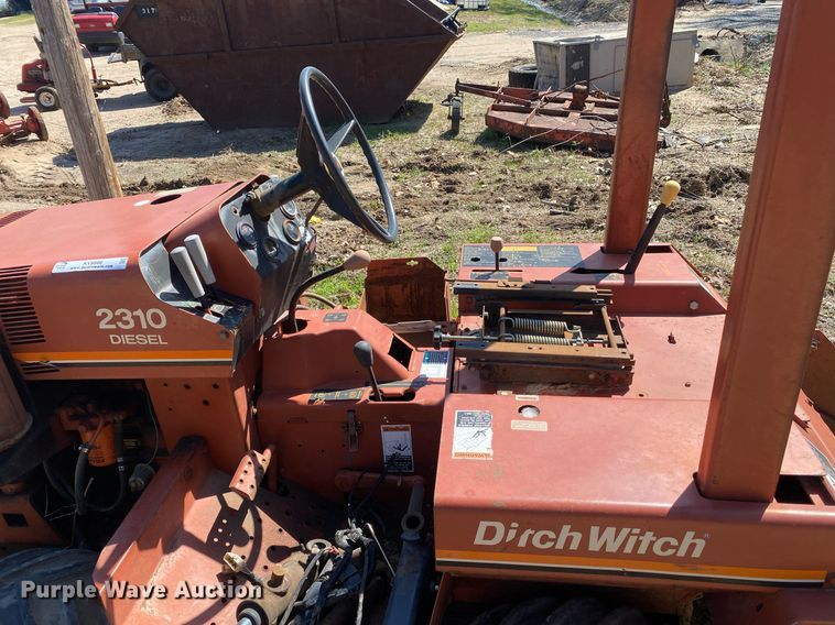 image for item KV9566 1989 Ditch Witch 2310  trencher