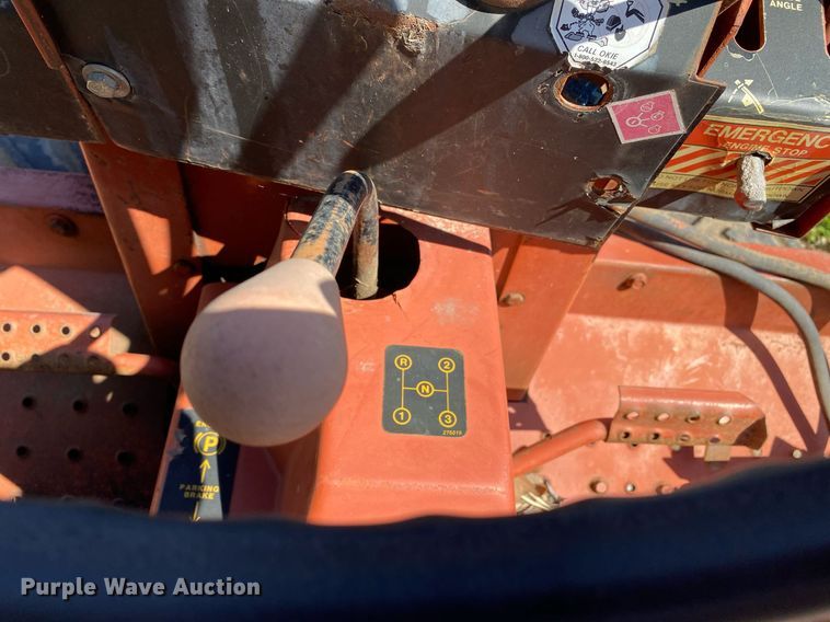 image for item KV9566 1989 Ditch Witch 2310  trencher