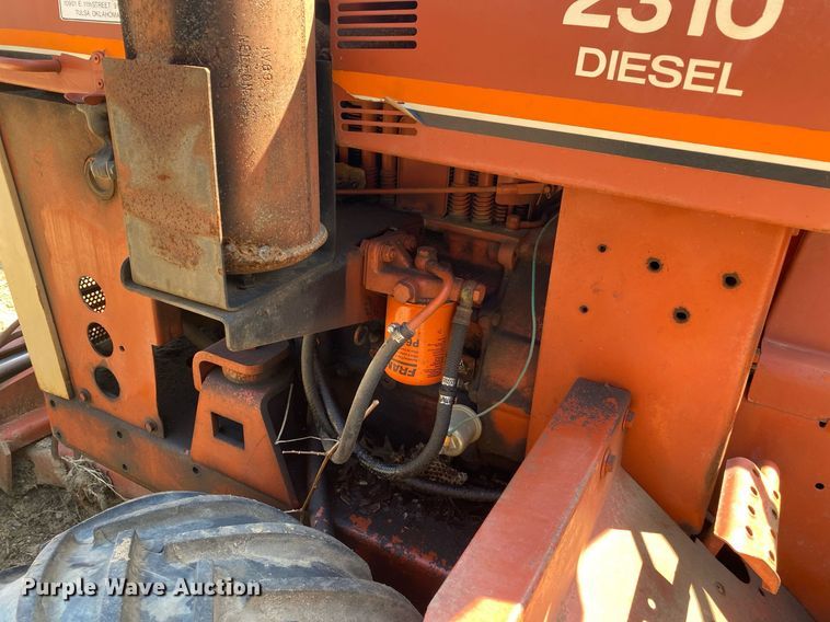 image for item KV9566 1989 Ditch Witch 2310  trencher