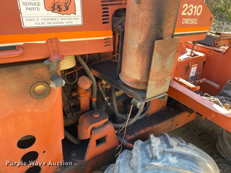 image for item KV9566 1989 Ditch Witch 2310  trencher