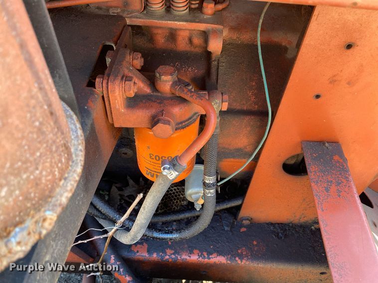 image for item KV9566 1989 Ditch Witch 2310  trencher