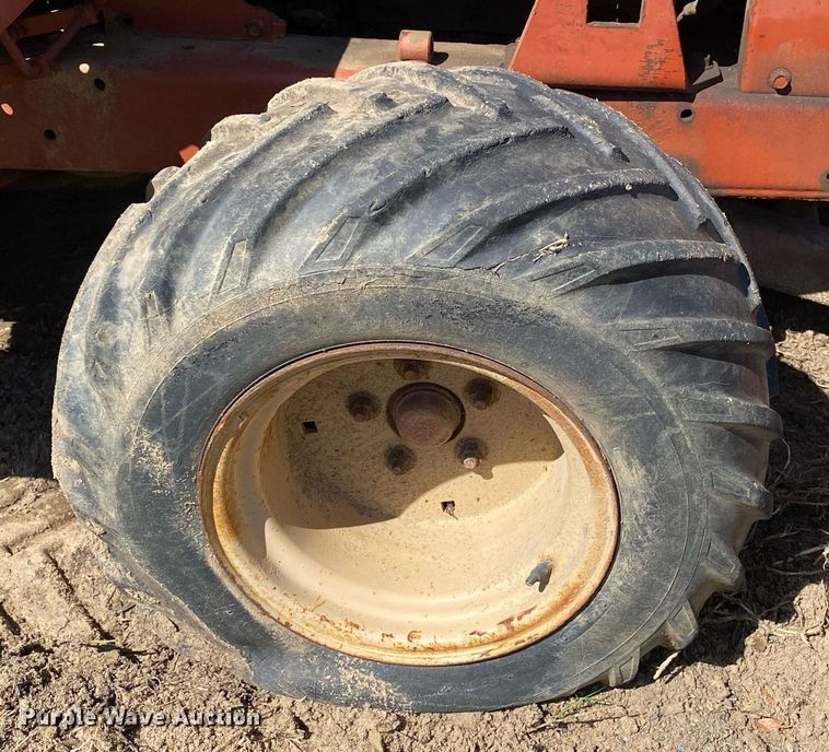 image for item KV9566 1989 Ditch Witch 2310  trencher