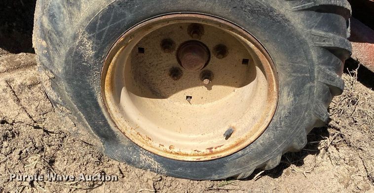 image for item KV9566 1989 Ditch Witch 2310  trencher