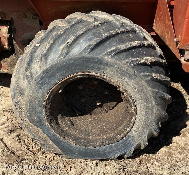 image for item KV9566 1989 Ditch Witch 2310  trencher