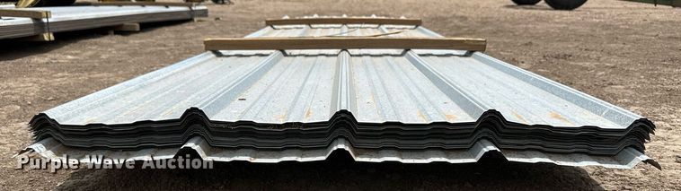 image for item KX9096 Approximately 40 pieces of corrugated metal