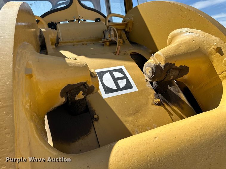 image for item KX9104 1966 Caterpillar 950  wheel loader