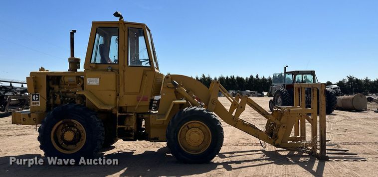 image for item KX9130 1981 Caterpillar 920  wheel loader