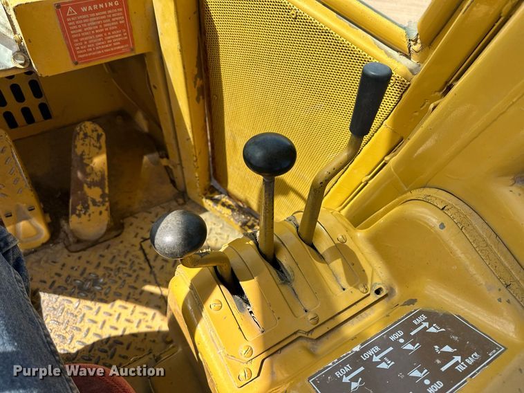 image for item KX9130 1981 Caterpillar 920  wheel loader