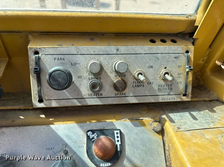 image for item KX9130 1981 Caterpillar 920  wheel loader