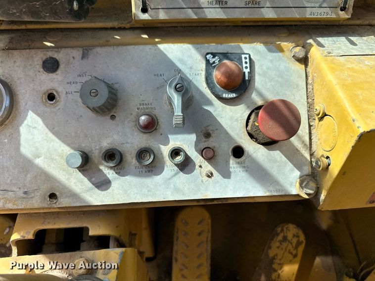 image for item KX9130 1981 Caterpillar 920  wheel loader