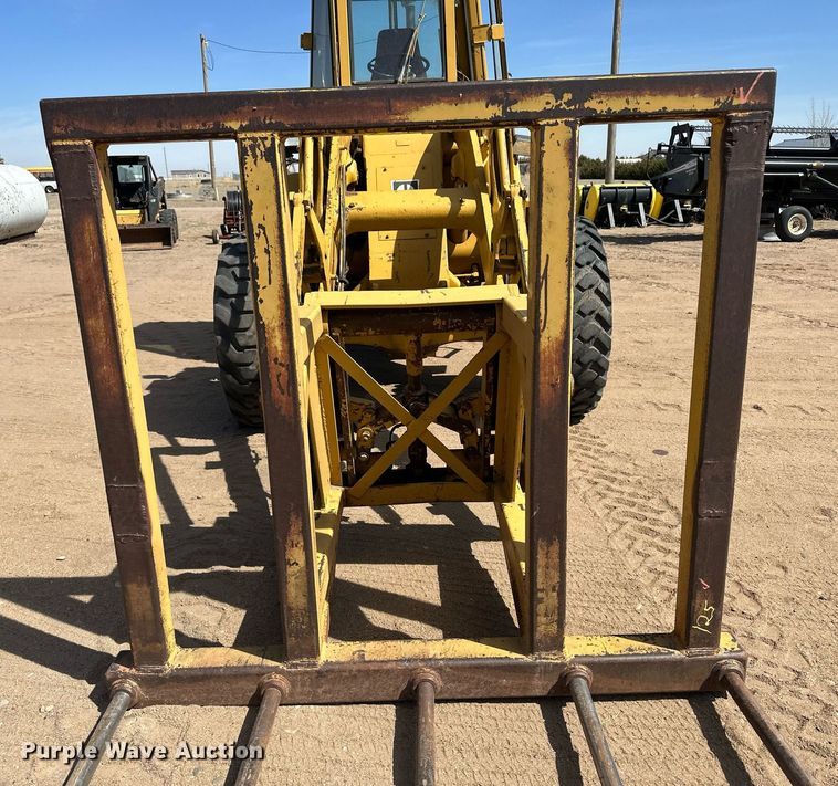 image for item KX9130 1981 Caterpillar 920  wheel loader