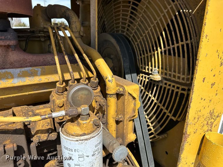 image for item KX9130 1981 Caterpillar 920  wheel loader