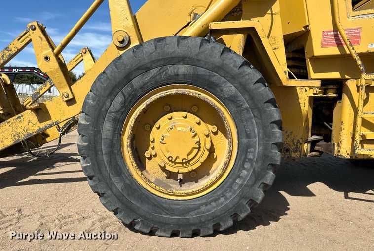 image for item KX9130 1981 Caterpillar 920  wheel loader