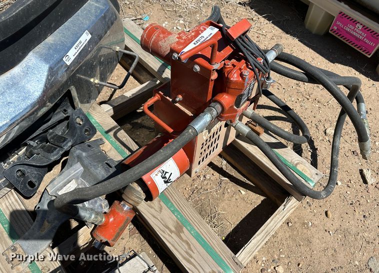 image for item KX9179 Ditch Witch RWIII   hydrobore machine