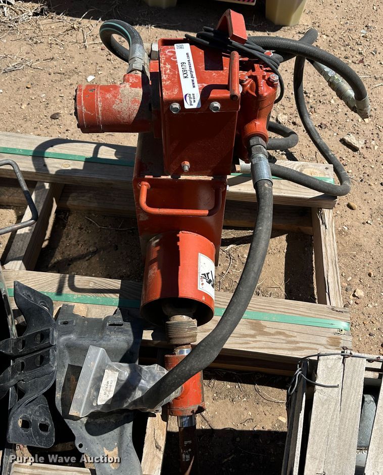 image for item KX9179 Ditch Witch RWIII   hydrobore machine