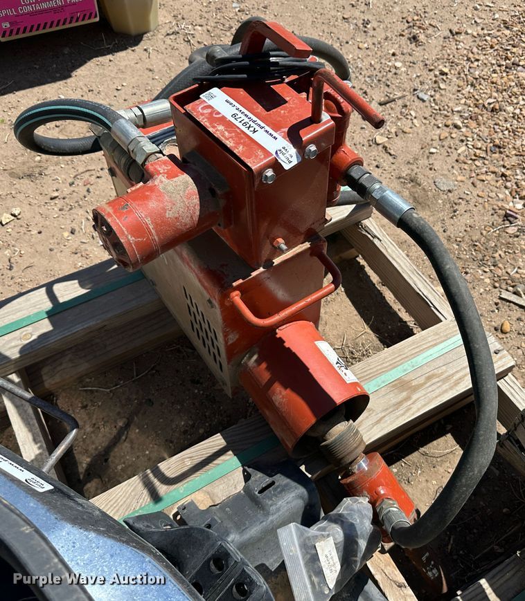 image for item KX9179 Ditch Witch RWIII   hydrobore machine