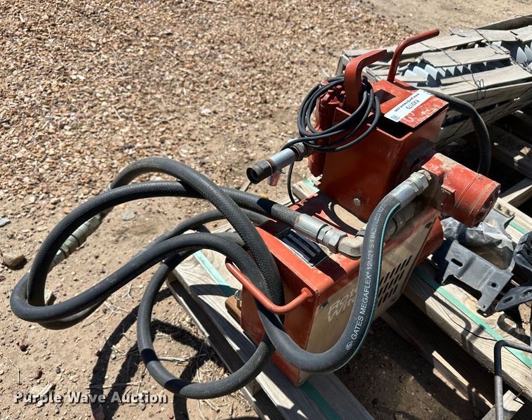 image for item KX9179 Ditch Witch RWIII   hydrobore machine