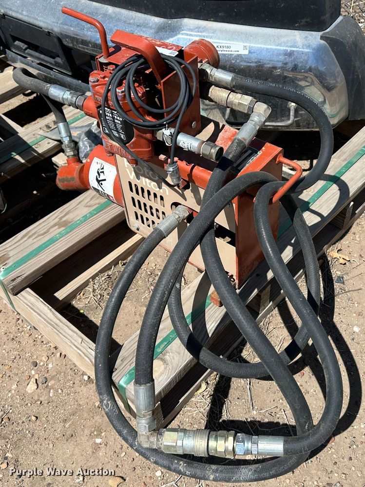 image for item KX9179 Ditch Witch RWIII   hydrobore machine