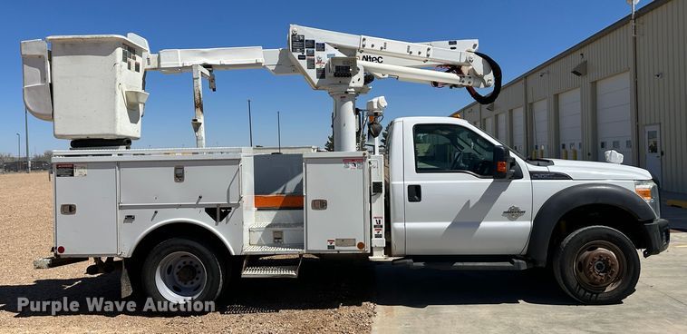 image for item KX9183 2012 Ford F550 Super Duty  bucket truck