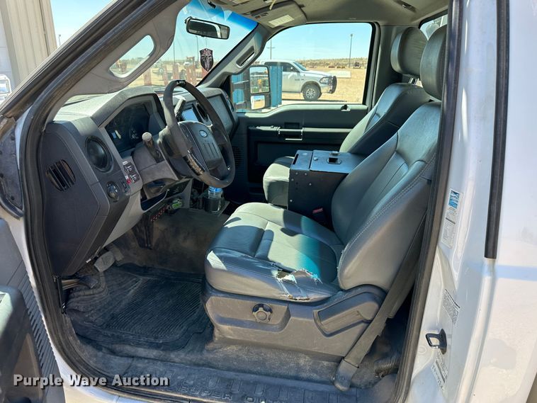 image for item KX9183 2012 Ford F550 Super Duty  bucket truck