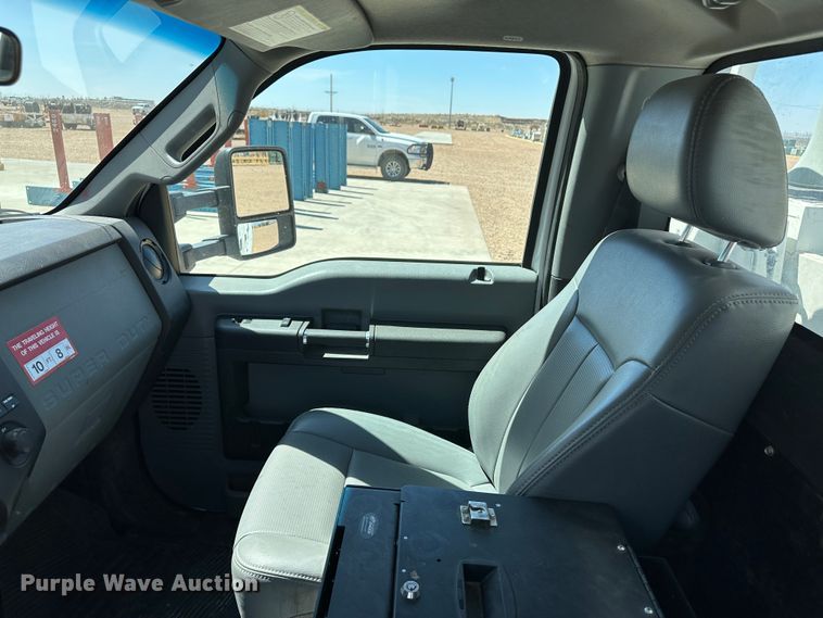 image for item KX9183 2012 Ford F550 Super Duty  bucket truck