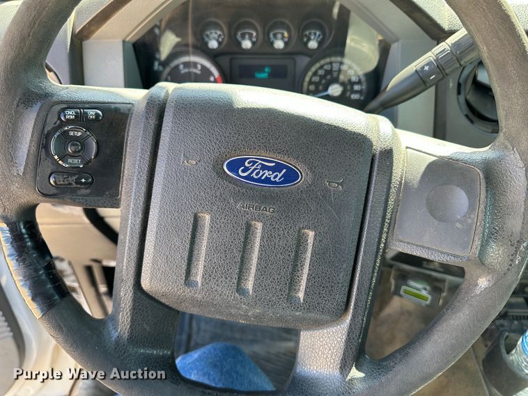 image for item KX9183 2012 Ford F550 Super Duty  bucket truck