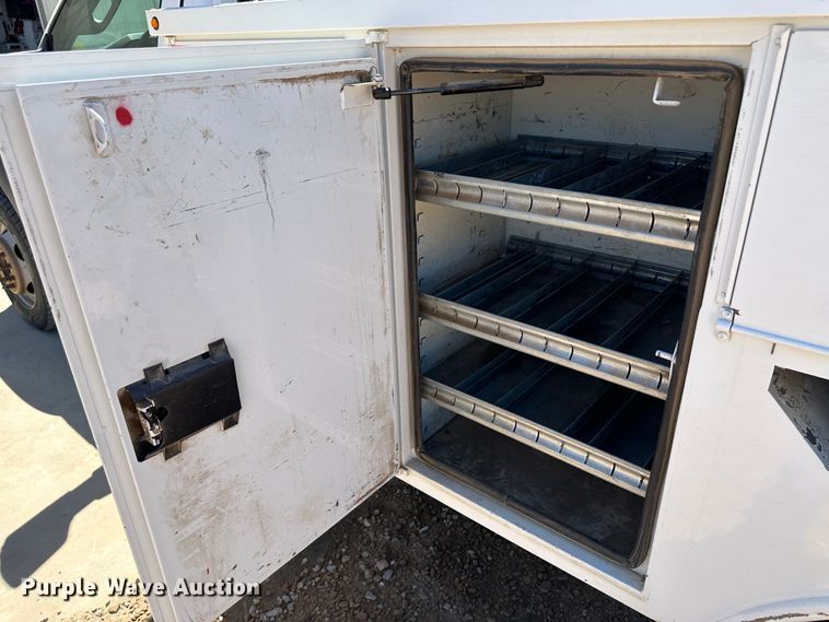 image for item KX9183 2012 Ford F550 Super Duty  bucket truck