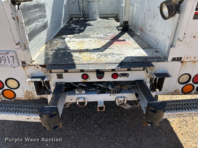 image for item KX9183 2012 Ford F550 Super Duty  bucket truck