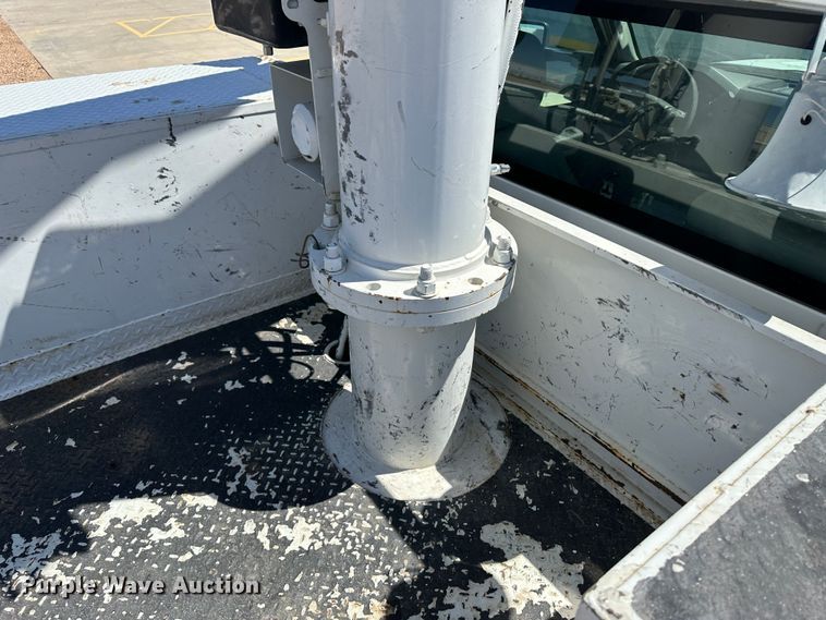 image for item KX9183 2012 Ford F550 Super Duty  bucket truck